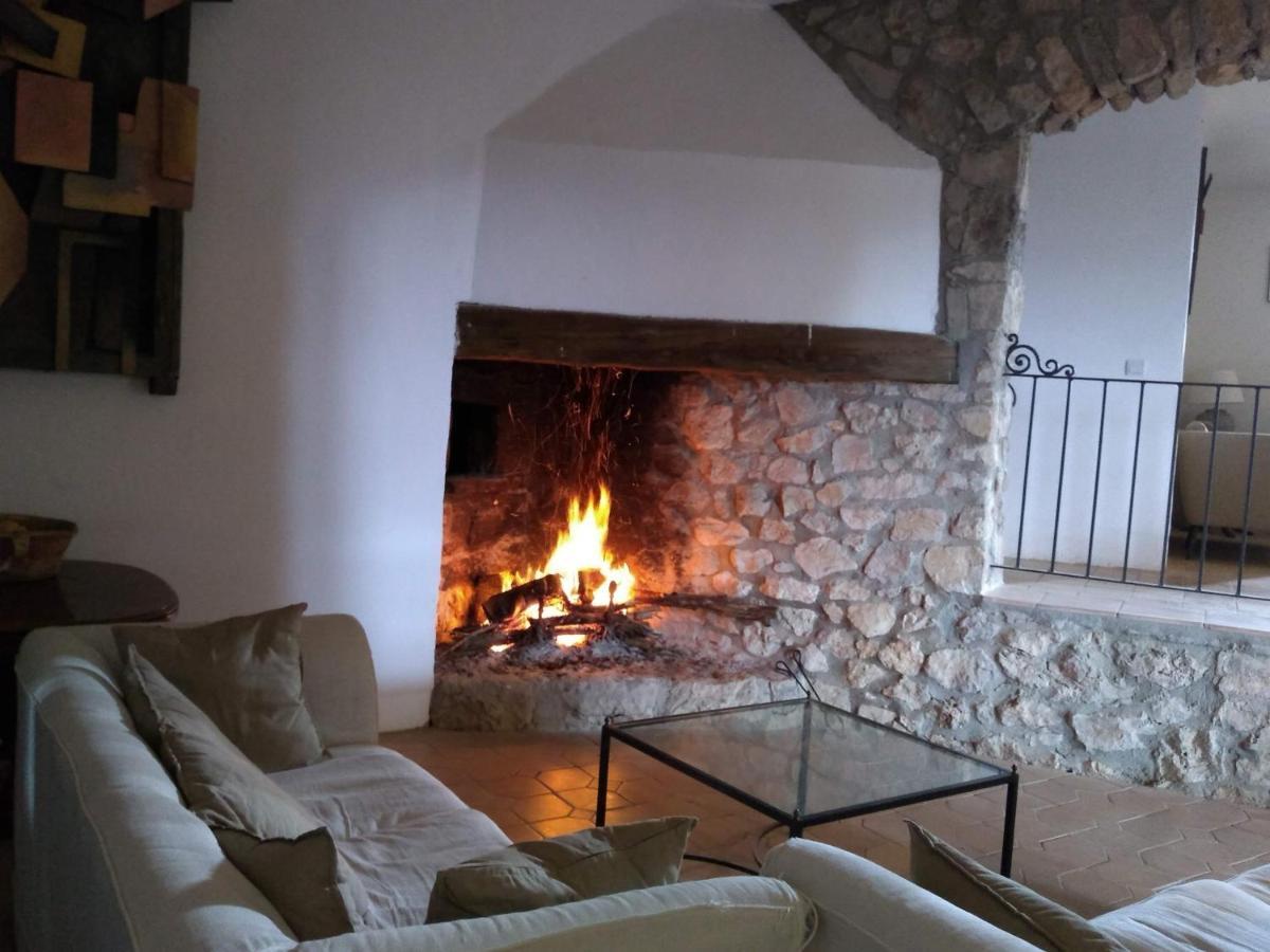 Vila Mas Formigosa Querol Exteriér fotografie