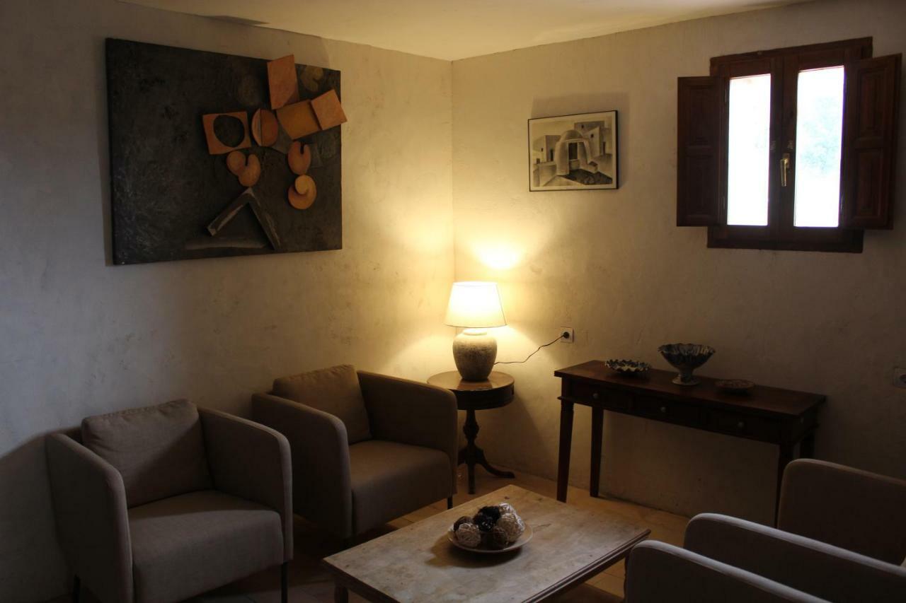 Vila Mas Formigosa Querol Exteriér fotografie